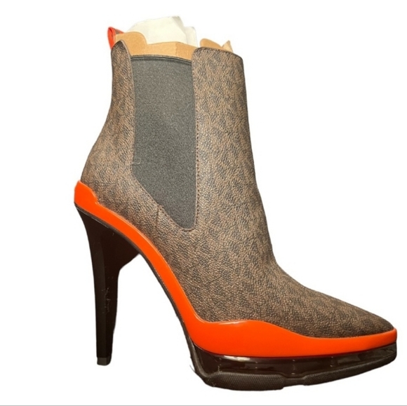 Mk boots - Picture 1 of 1